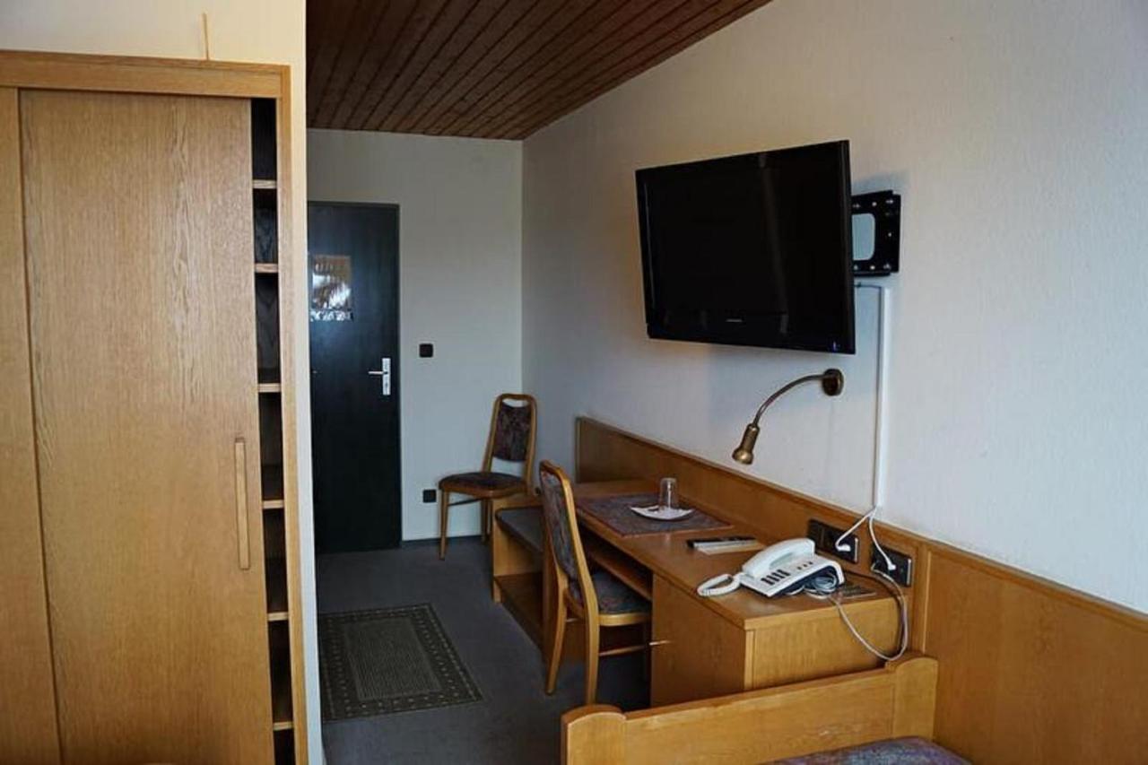 Hotel-Landgasthof Henghuber Rötz Esterno foto